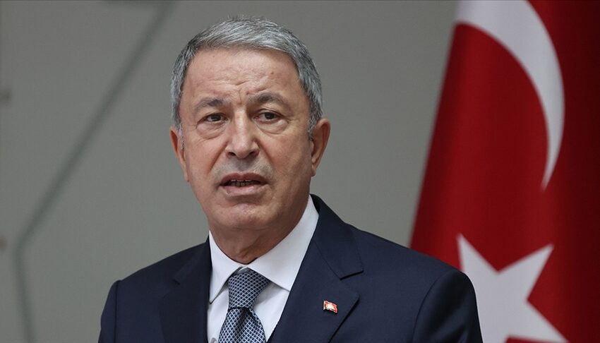  Hulusi Akar ukraynalı nazirlə danışdı