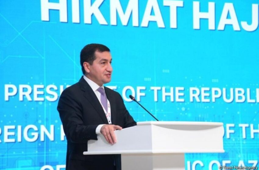  Hikmət Hacıyev: Peşəkar jurnalistilər üçün imtiyazlar olmalıdır