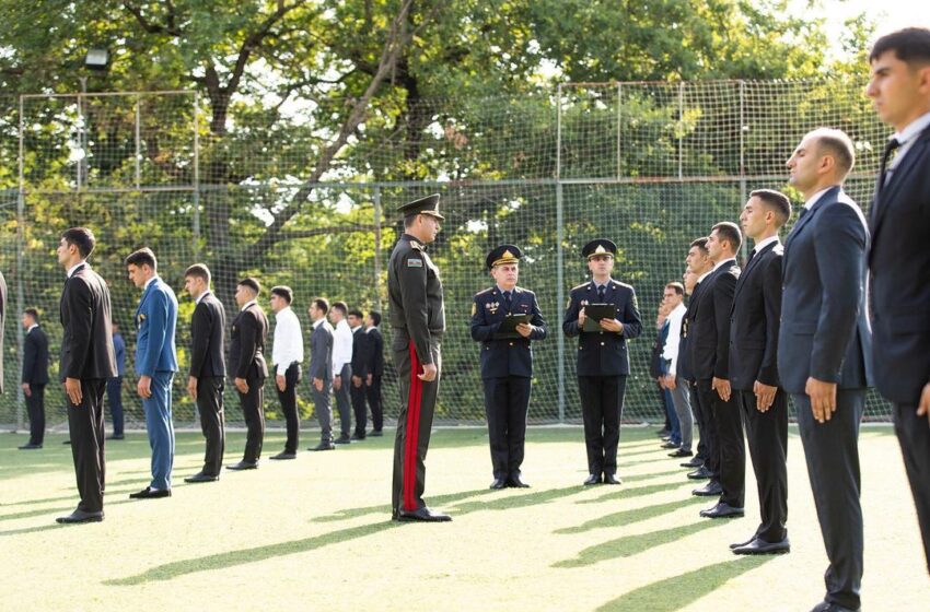  General-polkovnik Vilayət Eyvazov bölgə üzrə sıra baxışı keçirib