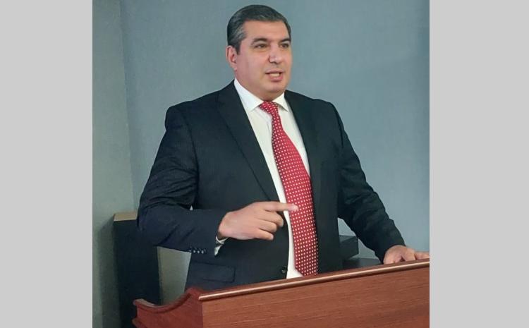  Emin Babayev: nə qədər çox işlə məşğul oluramsa, bir o qədər də özümü rahat hiss edirəm